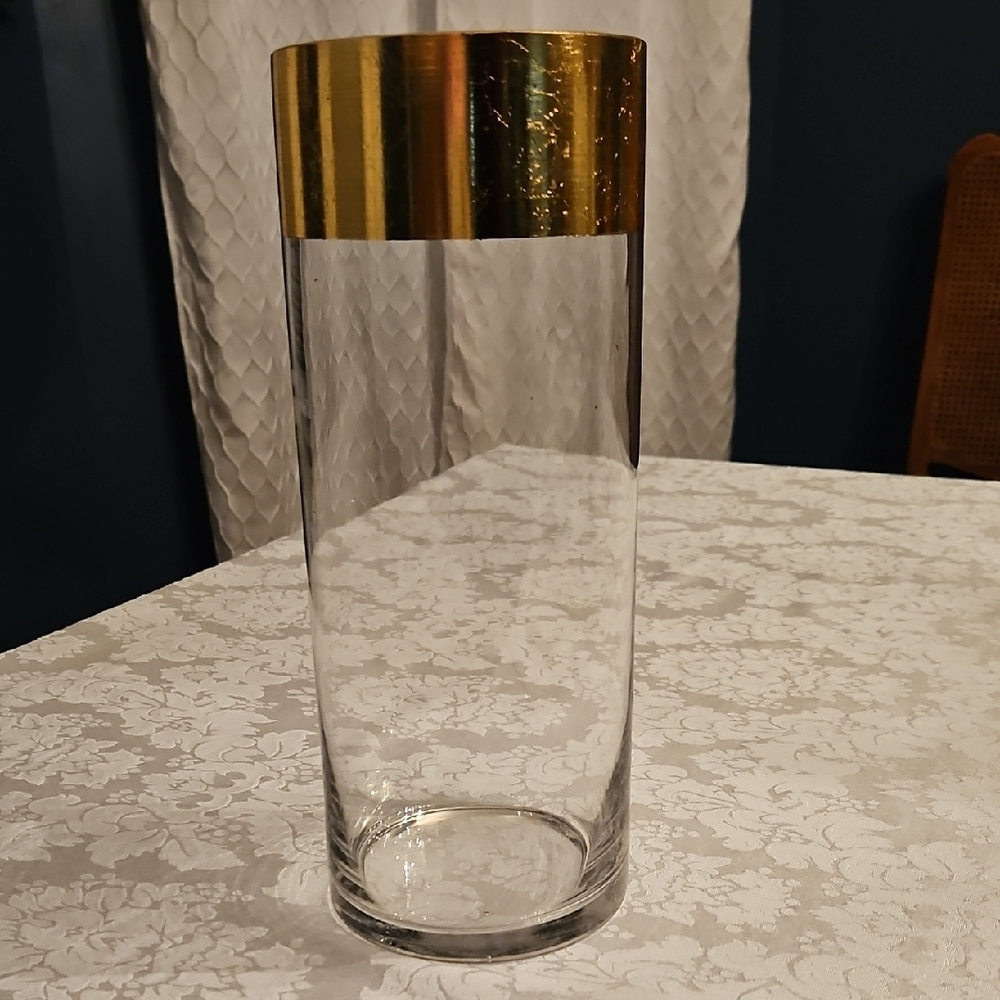 Elegant Gold-Trimmed Glass Vase